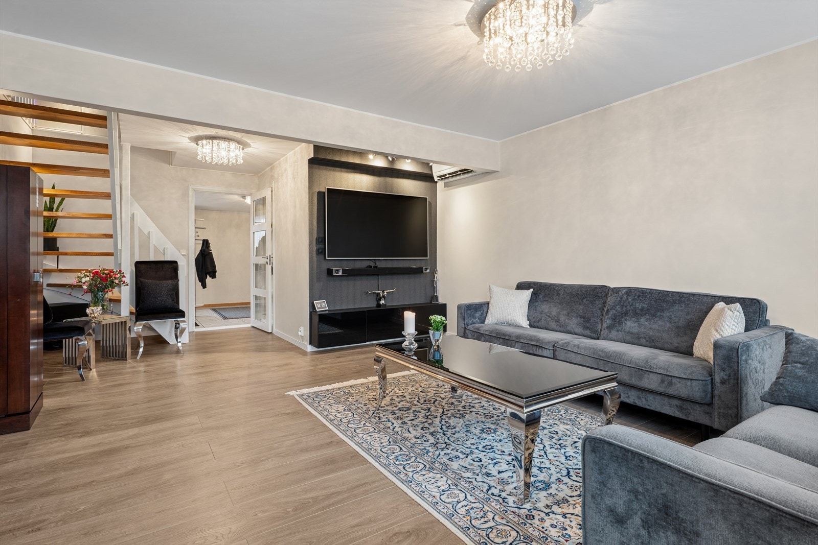 Romslig og praktisk familiebolig på Pepperstad Galleribilde