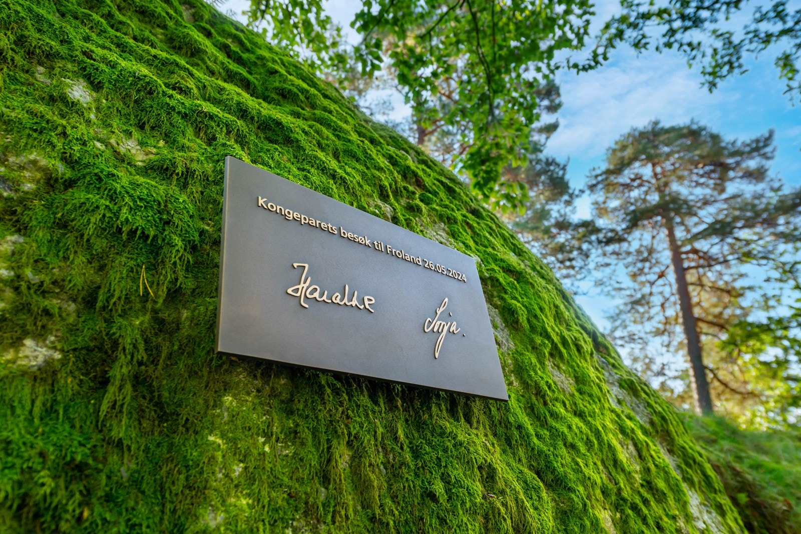 Minne fra kongebesøket på Frolands Verk i 2024 Galleribilde