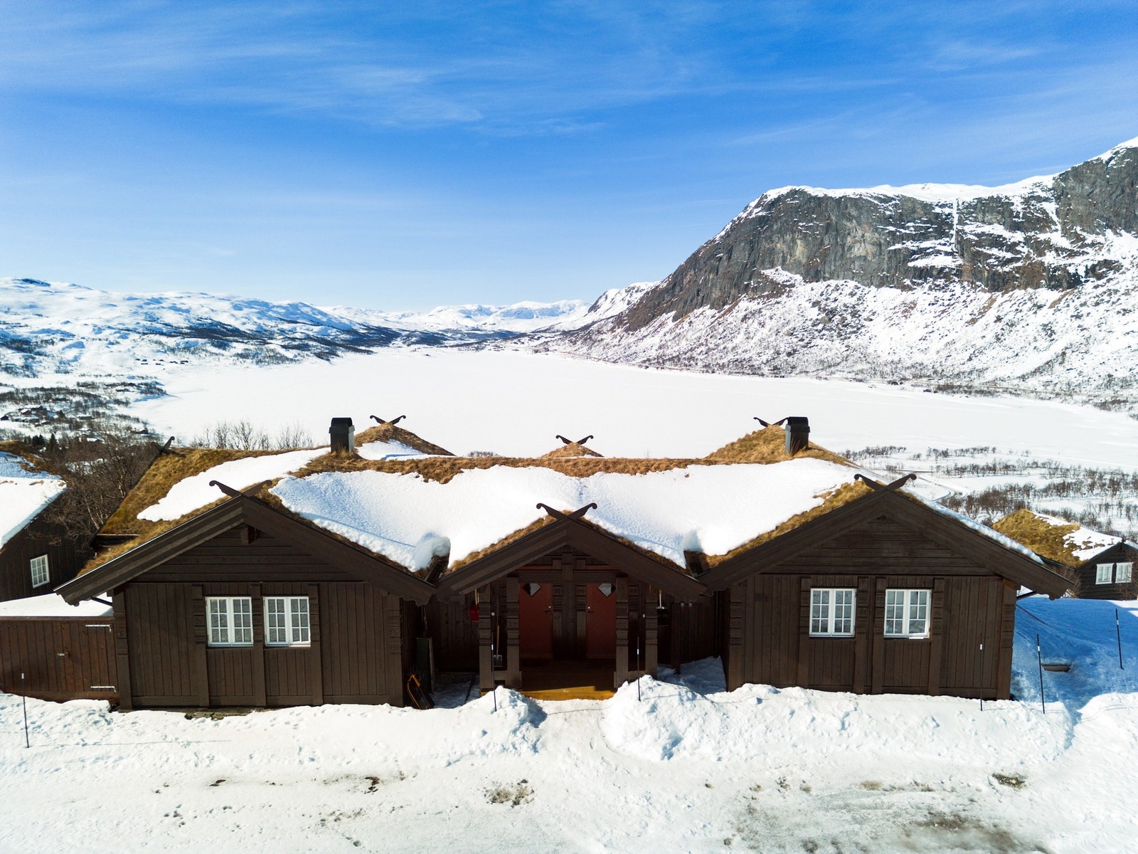 Vi har gleden av å presentere Gudbrandslie 184 B, en eiendom presentert av EIE Fjellmegleren! Galleribilde