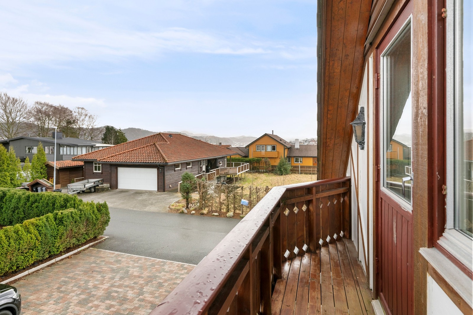 Balkong med utgang fra hovedsoverom. Galleribilde