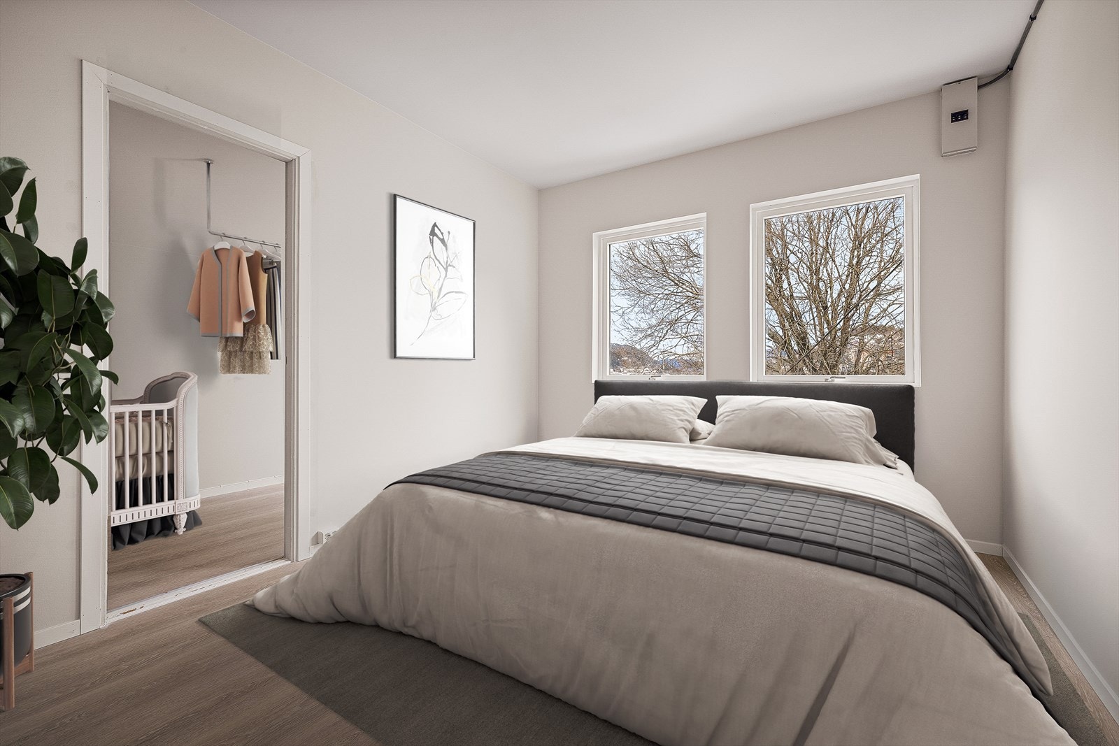 Hovedsoverommet er av god størrelse og har et tilstøtende rom som kan benyttes som garderoberom, eller et lite barnerom i barnets første år. Bildet er møblert med KI. Galleribilde