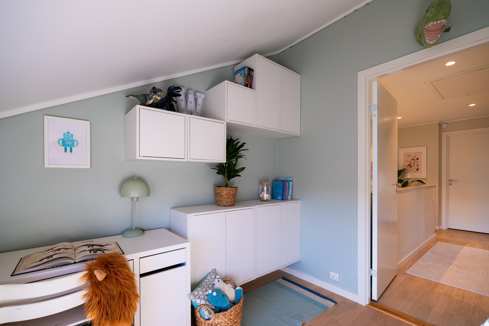 Rommene er perfekt som barnerom, gjesterom og/eller kontor - alt etter ønske og behov. Galleribilde