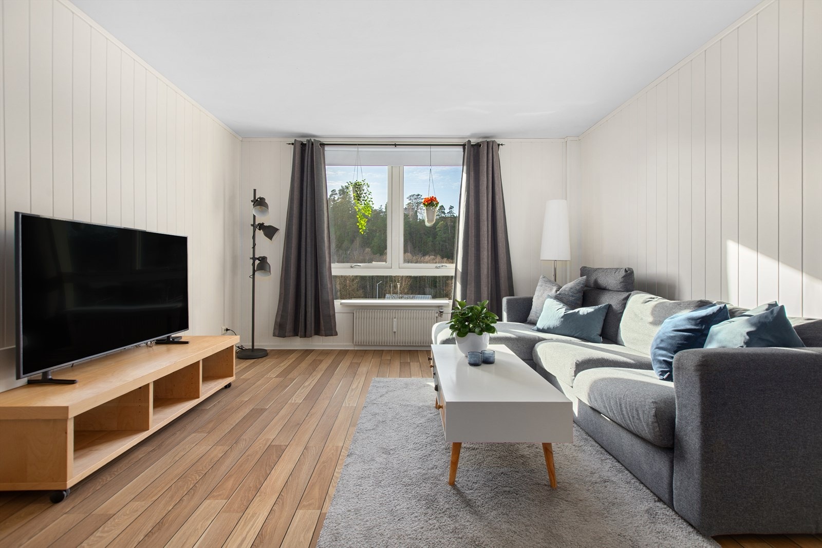Velkommen til en gjennomgående 3-roms leilighet på Hauketo! Galleribilde