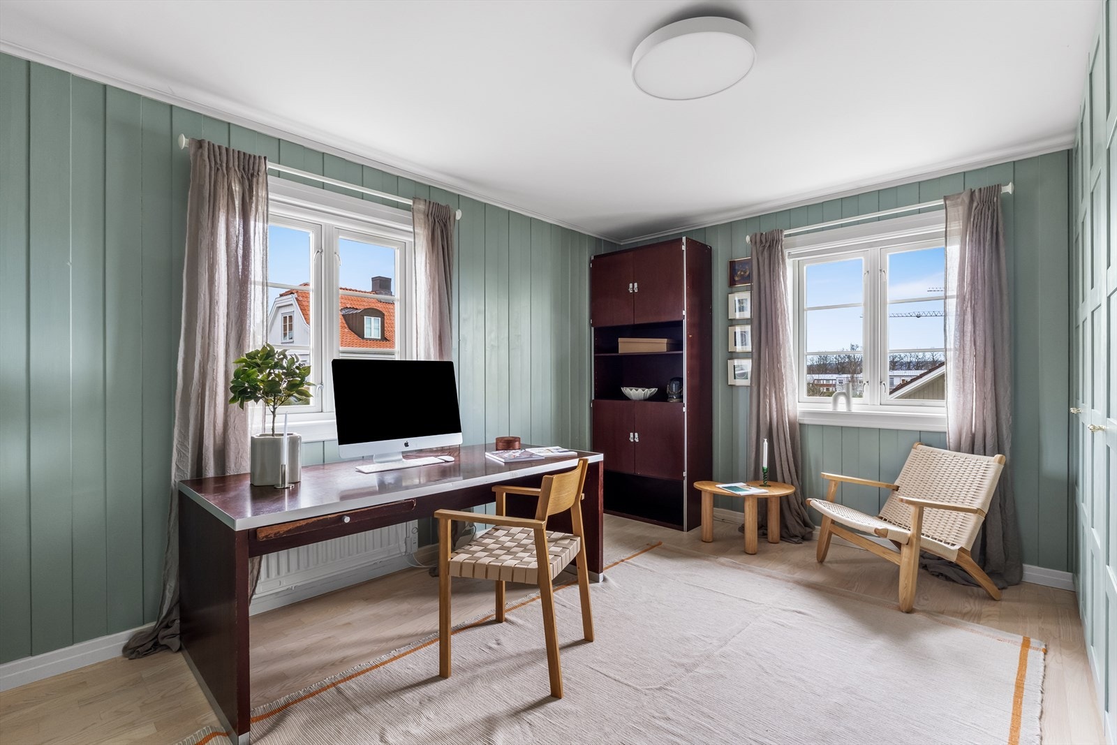 Alle soverommene vender ut mot rolige omgivelser. Galleribilde
