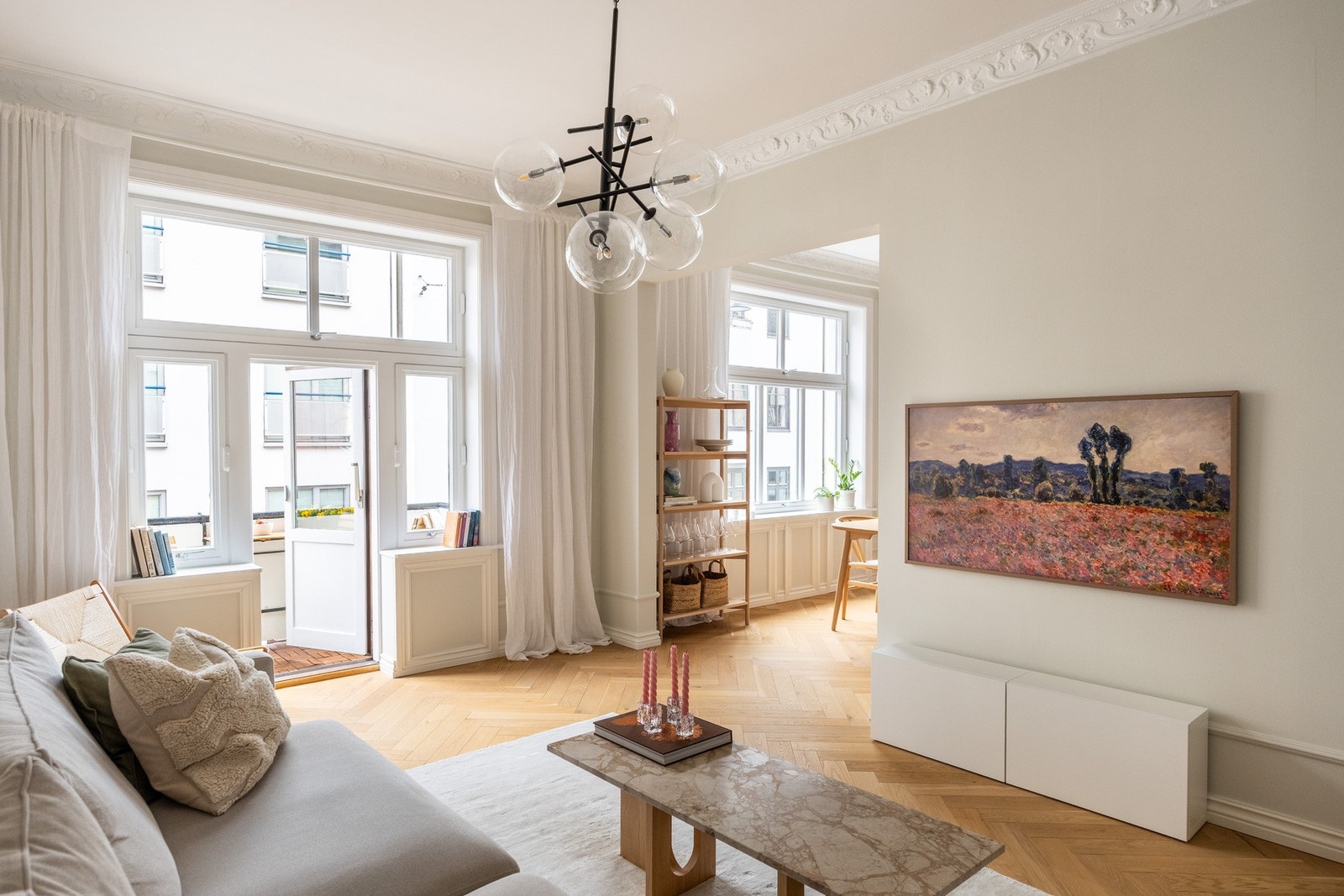 Sjelfull 3-roms drømmeleilighet med svært ettertraktet beliggenhet midt på Fagerborg, Majorstuen. Galleribilde