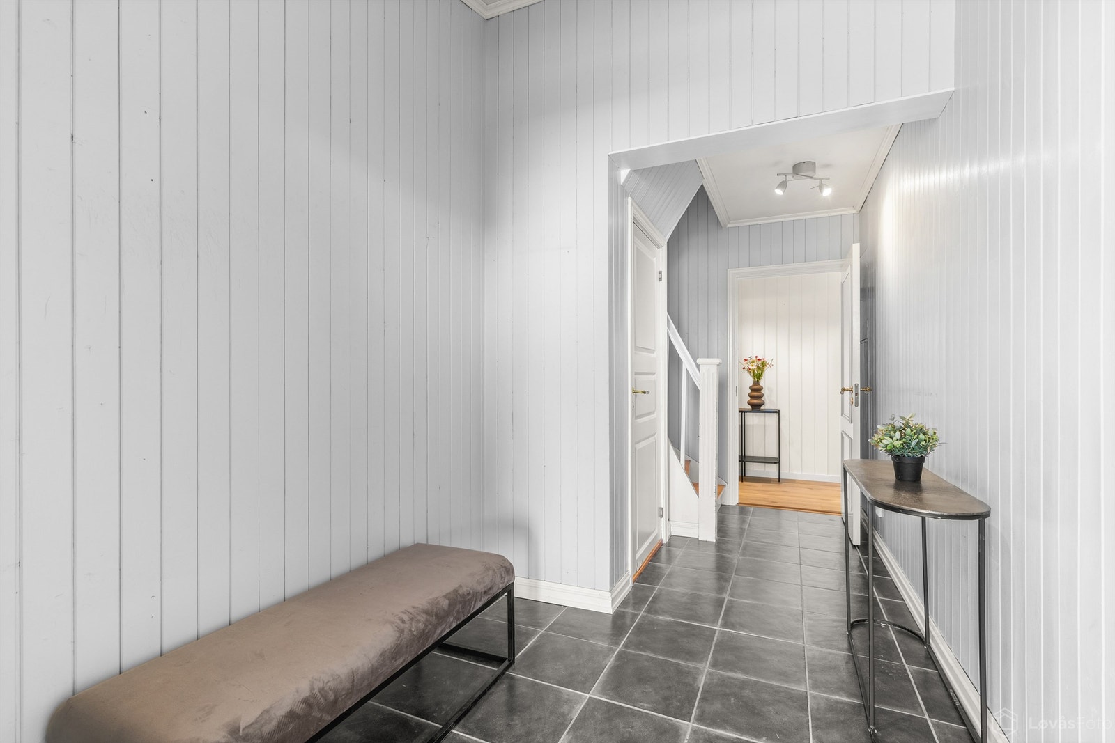 Entré/gang Galleribilde