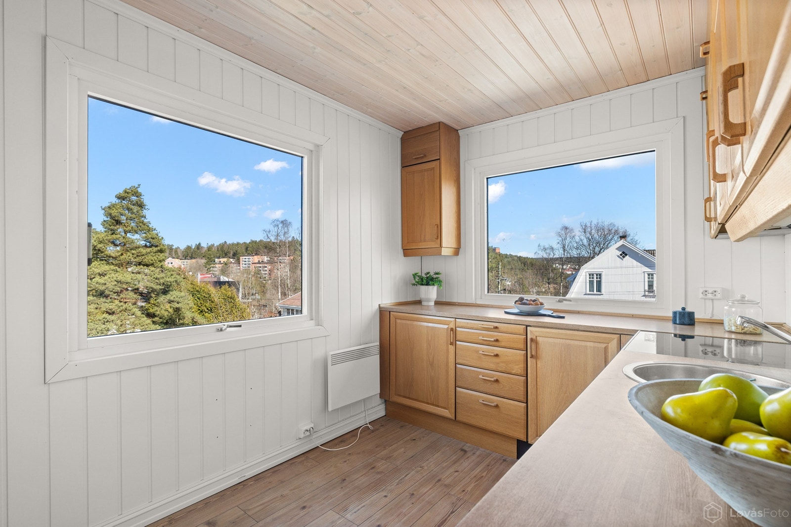 Kjøkken med utsyn Galleribilde