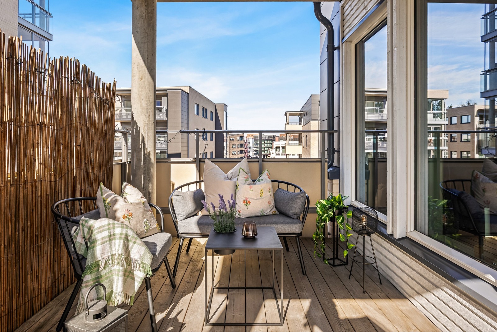 Med vestvendt balkong er du sikret godt med sol Galleribilde