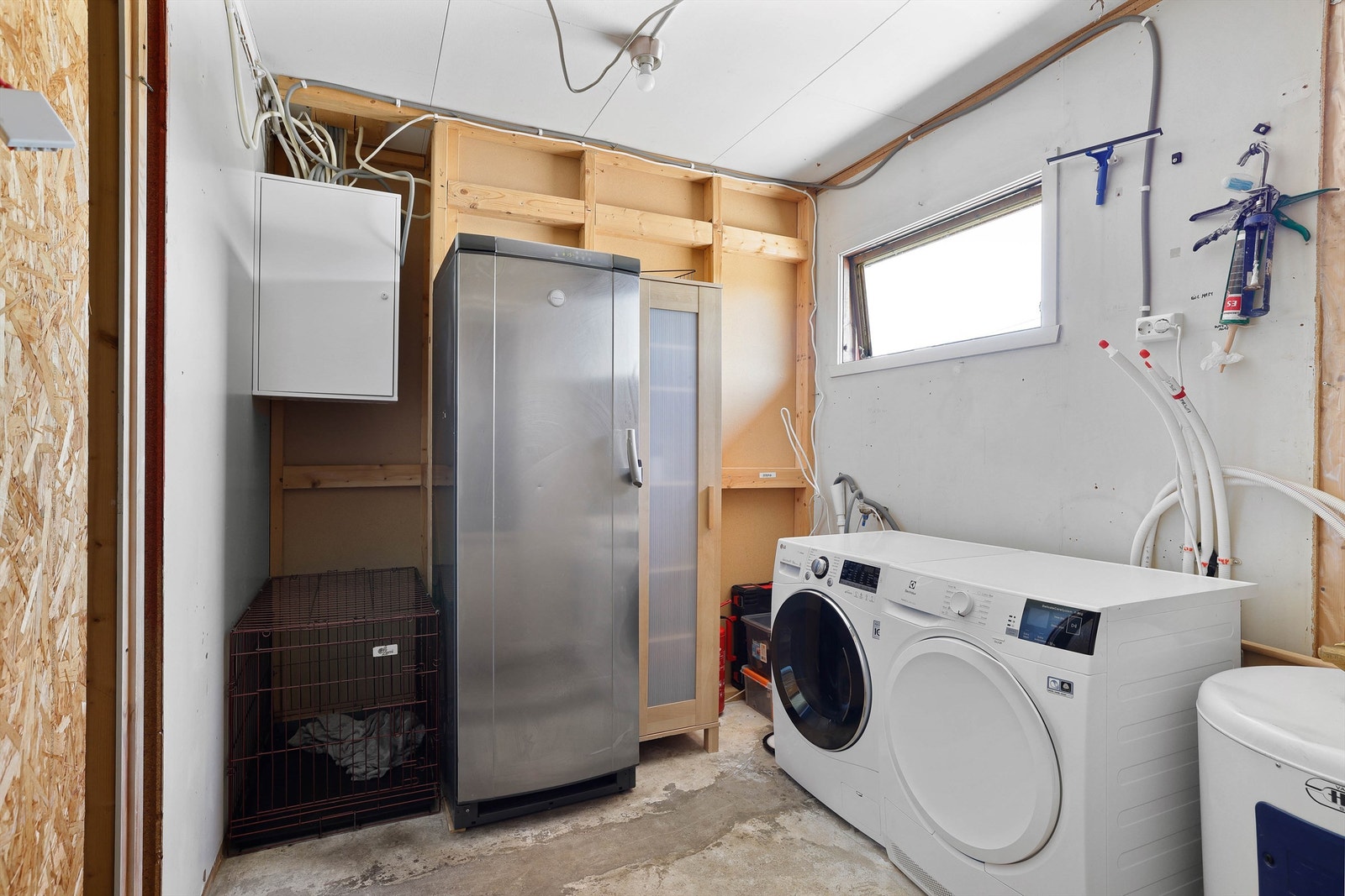 Dette rommet er byggemeldt som bod, men ombygget og tatt i bruk som vaskerom. Bruksendringen er ikke søkt om eller godkjent. Galleribilde