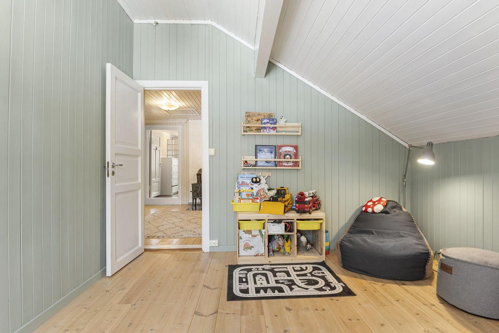 Perfekte som barnerom, gjesterom eller kontor. Galleribilde