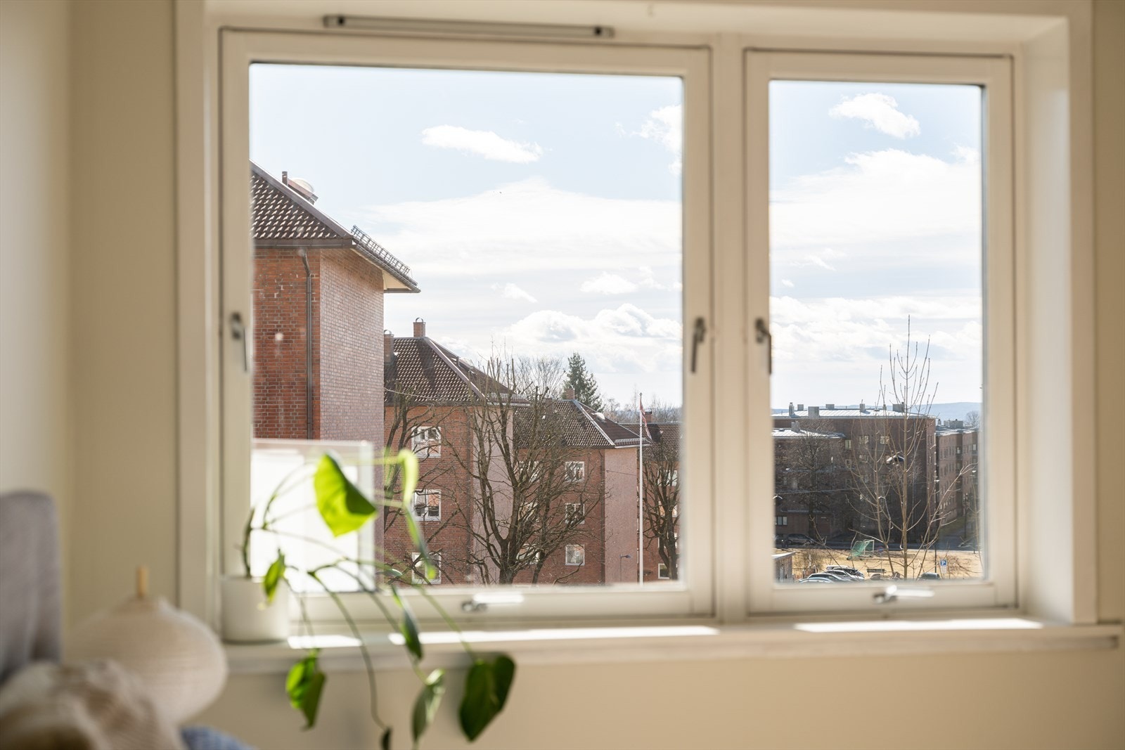 Koselig utsyn fra soverommet. Galleribilde
