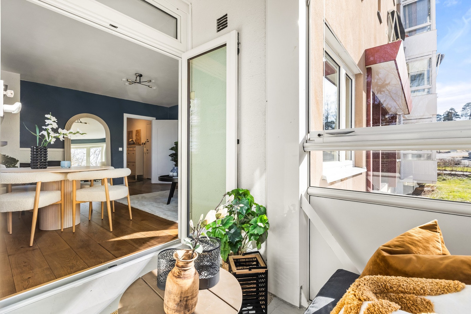 Balkongen er en flott forlengelse av stuen Galleribilde
