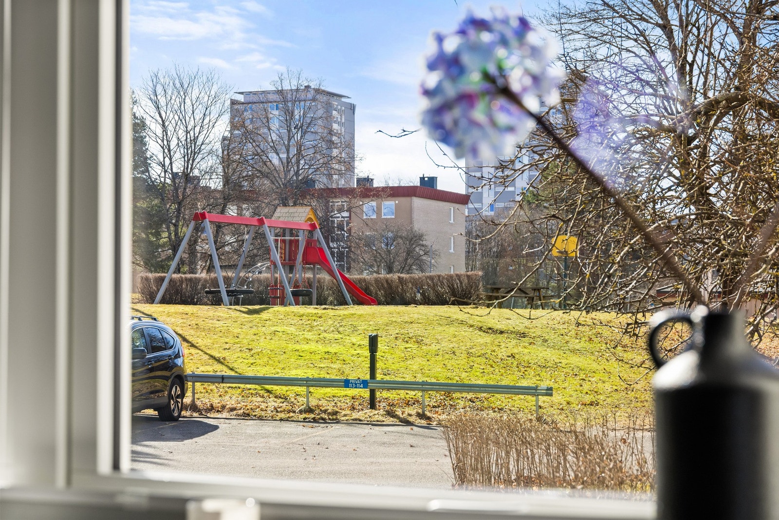 Utsyn mot fellesareal Galleribilde