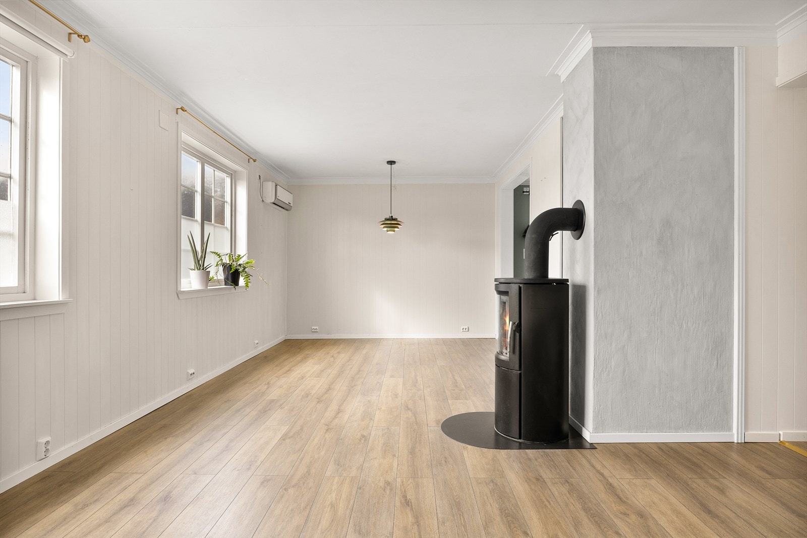 - Stue med vinylbelegg; elegant, slitesterkt og lettstelt - Galleribilde