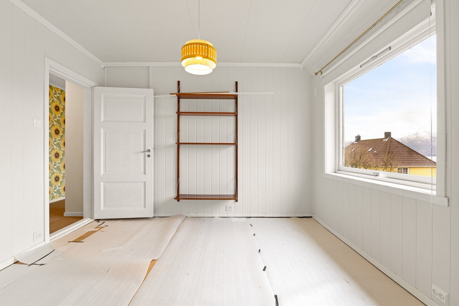 - Soverom 2 er målt til 12,4 m² - Galleribilde