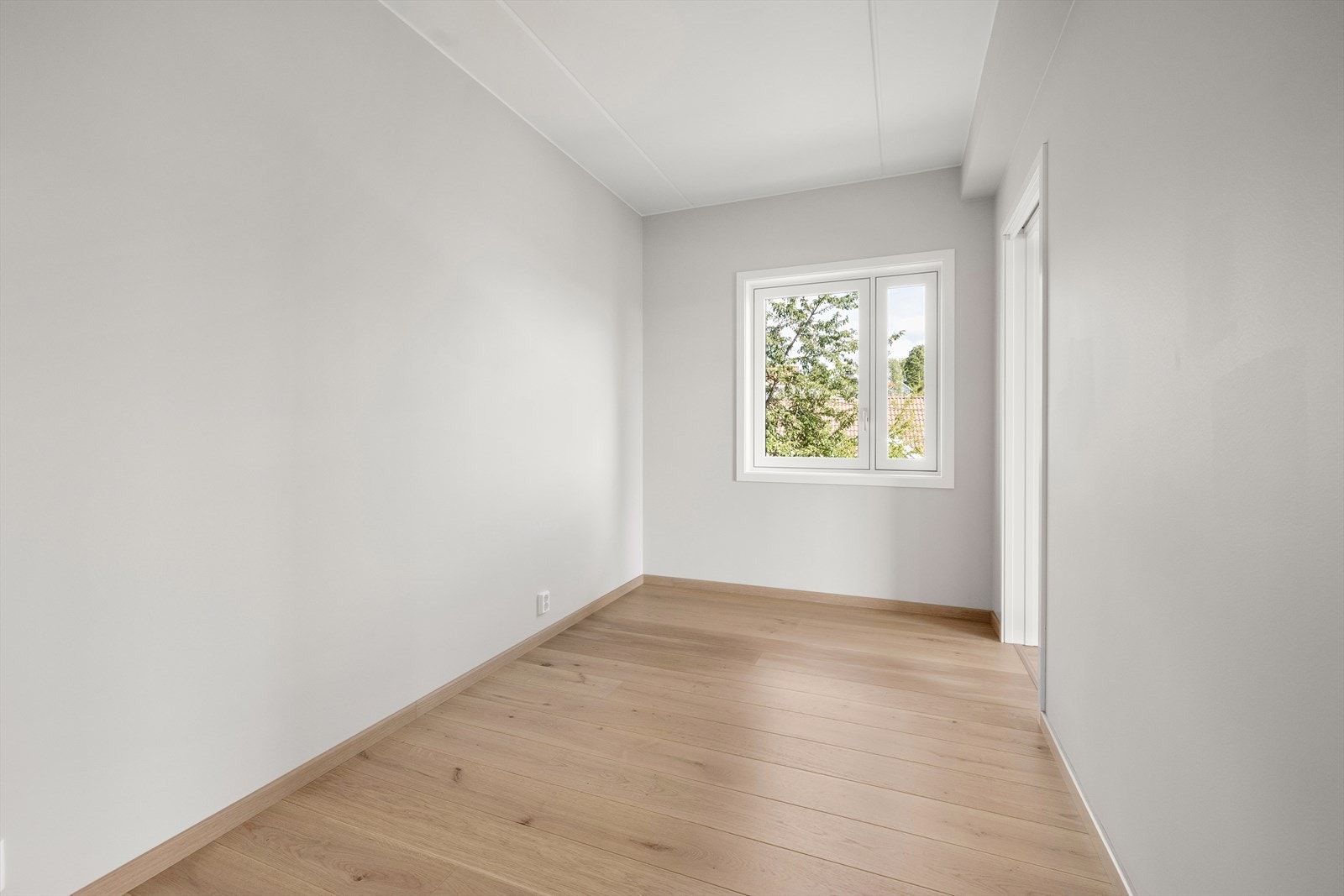 Leiligheten har 2 delikate soverom malt i tidsriktige og tidløse farger Galleribilde