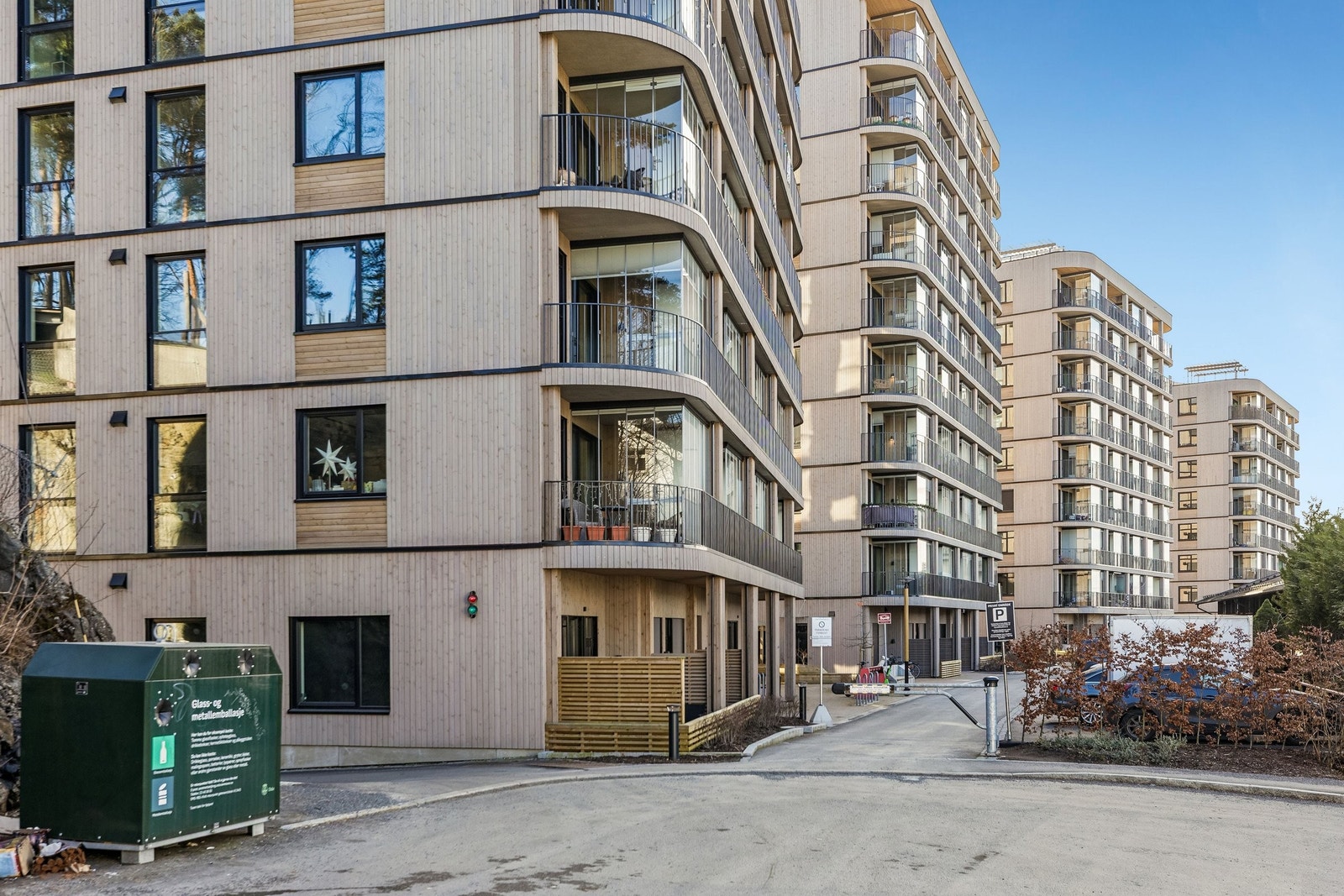 Moderne og attraktivt boligprosjekt med gjennomført arkitektur Galleribilde