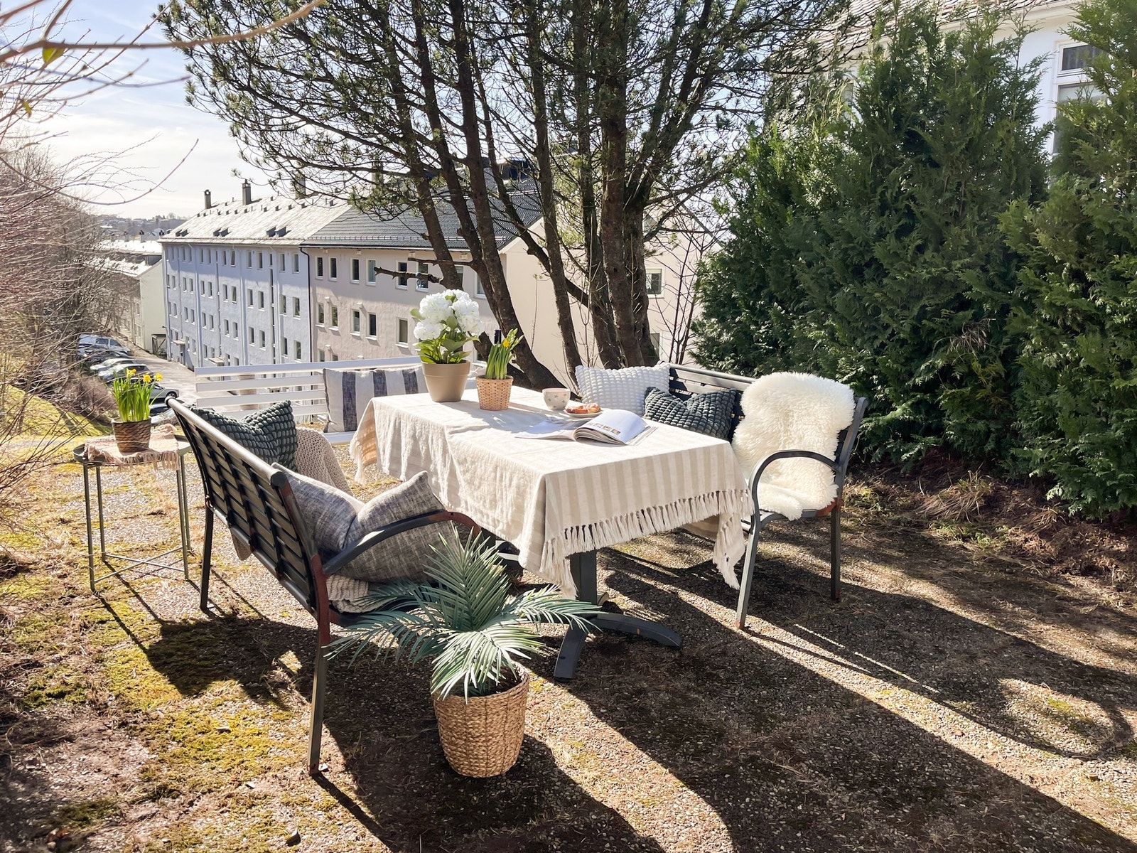 Det er også en stor felles uteplass i aksjelaget Galleribilde