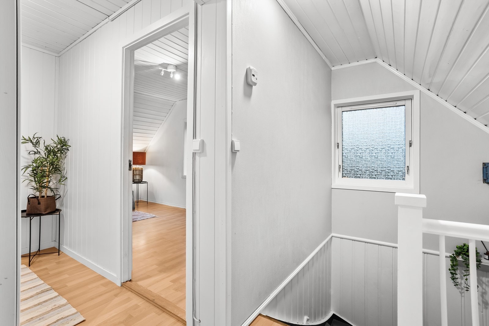 Vi fortsetter opp til boligens loftsetasje. Galleribilde
