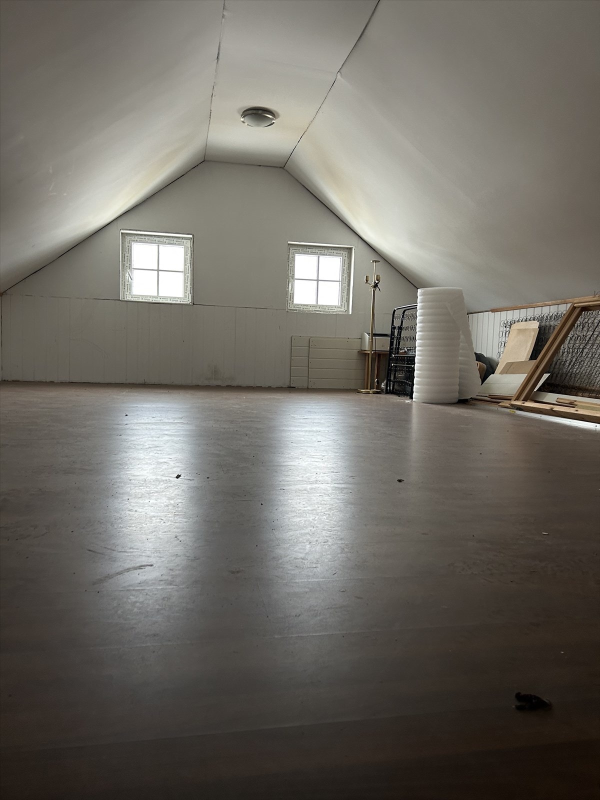 Stort loftsareal. Galleribilde