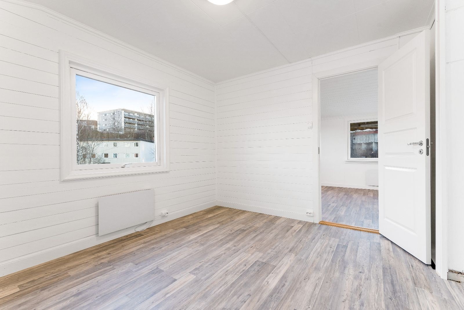 Soverom med plass til garderobeskaskap. Galleribilde