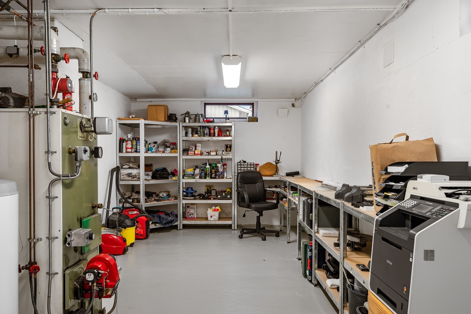 Et av rommene i kjelleren. Galleribilde