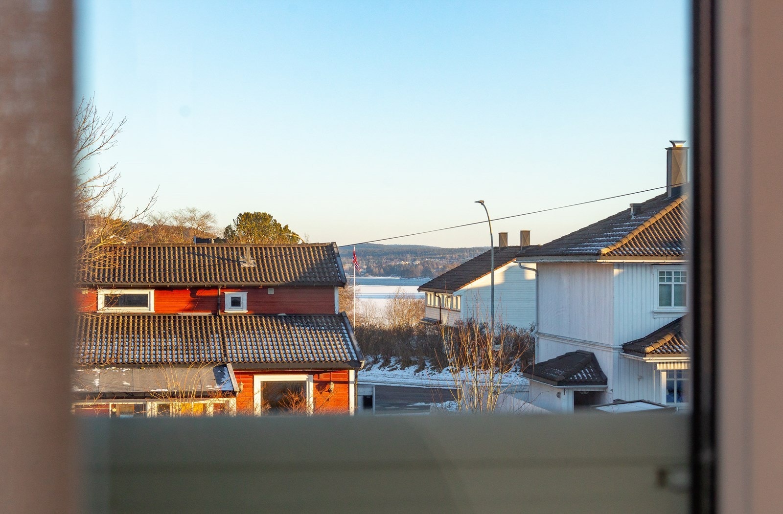 Lite glimt av vannet Galleribilde