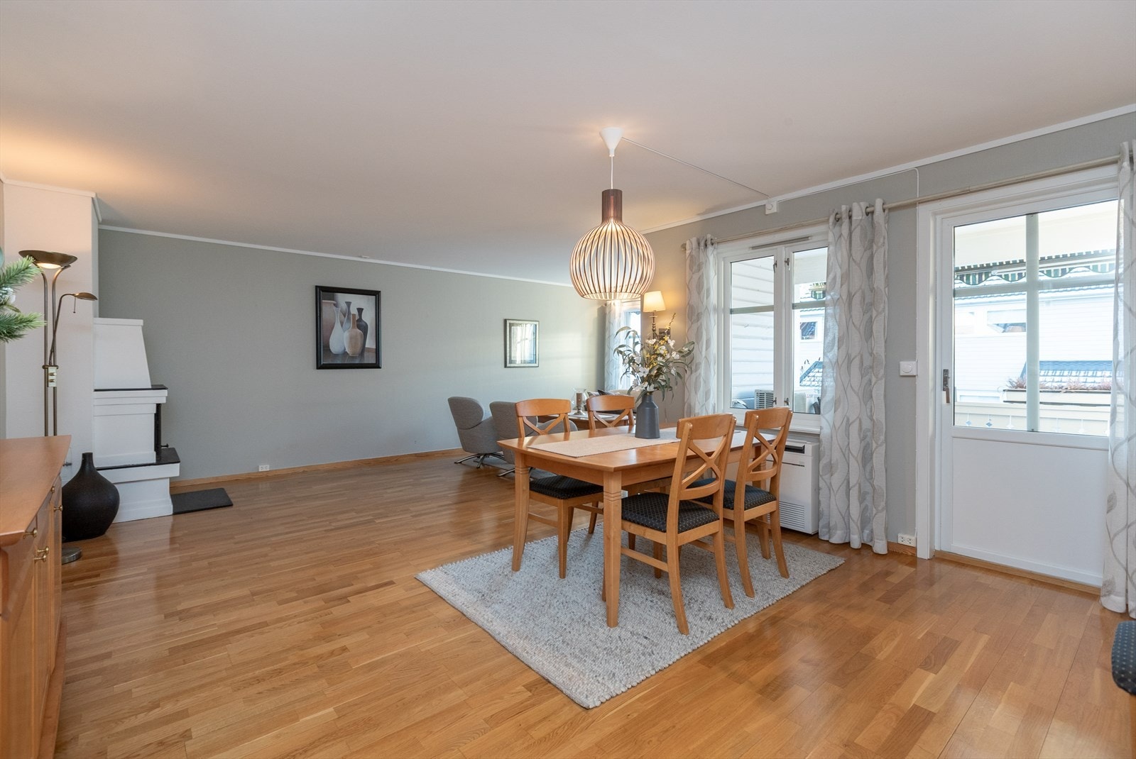 Romslig stue Galleribilde