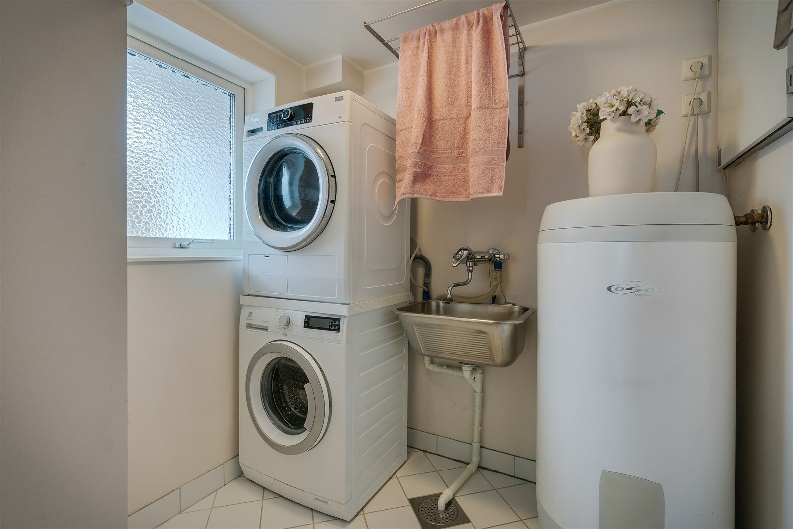 - Boligen har et eget vaskerom, perfekt for barnefamilien - Galleribilde