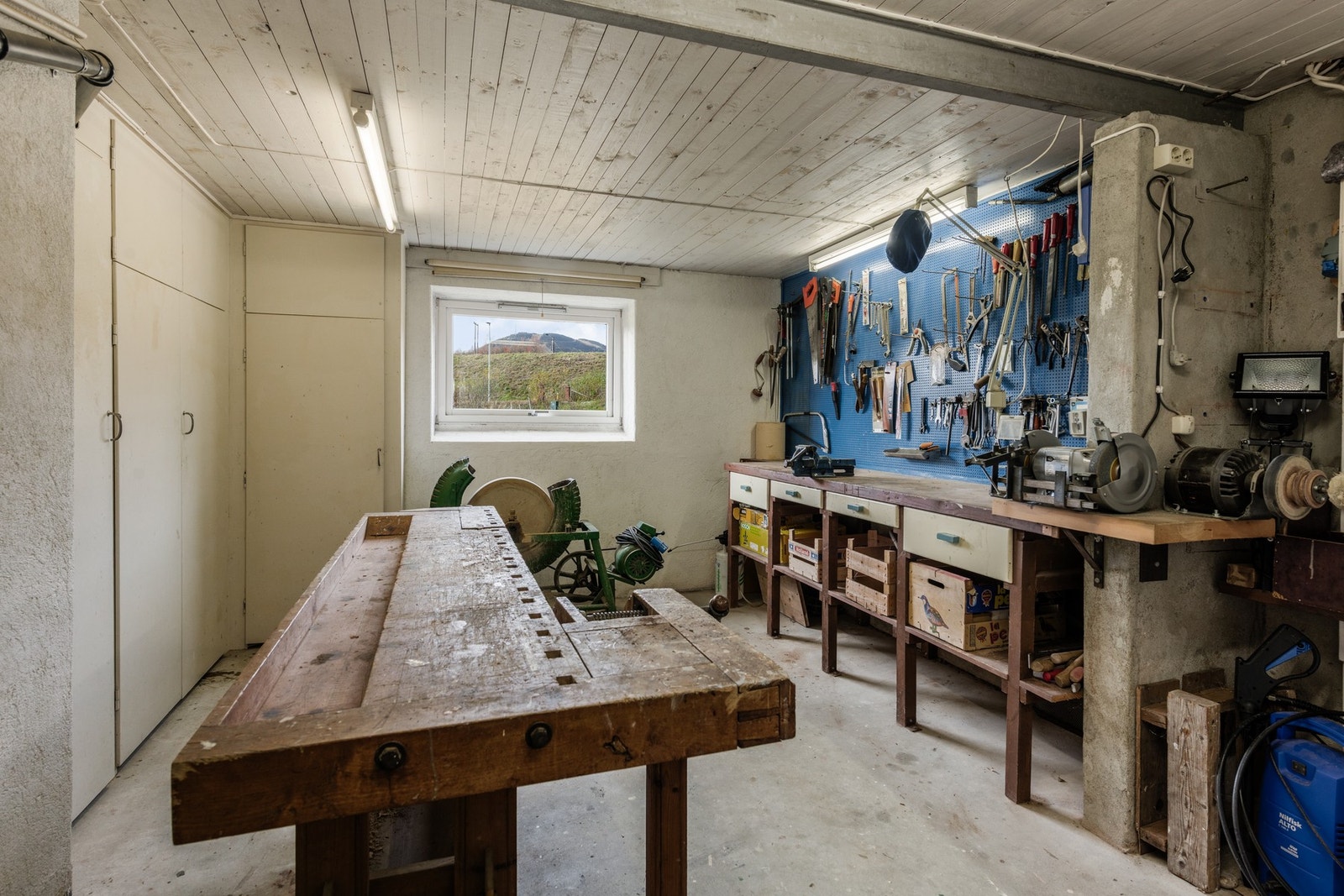 Underetasje - bod/arbeidsrom Galleribilde