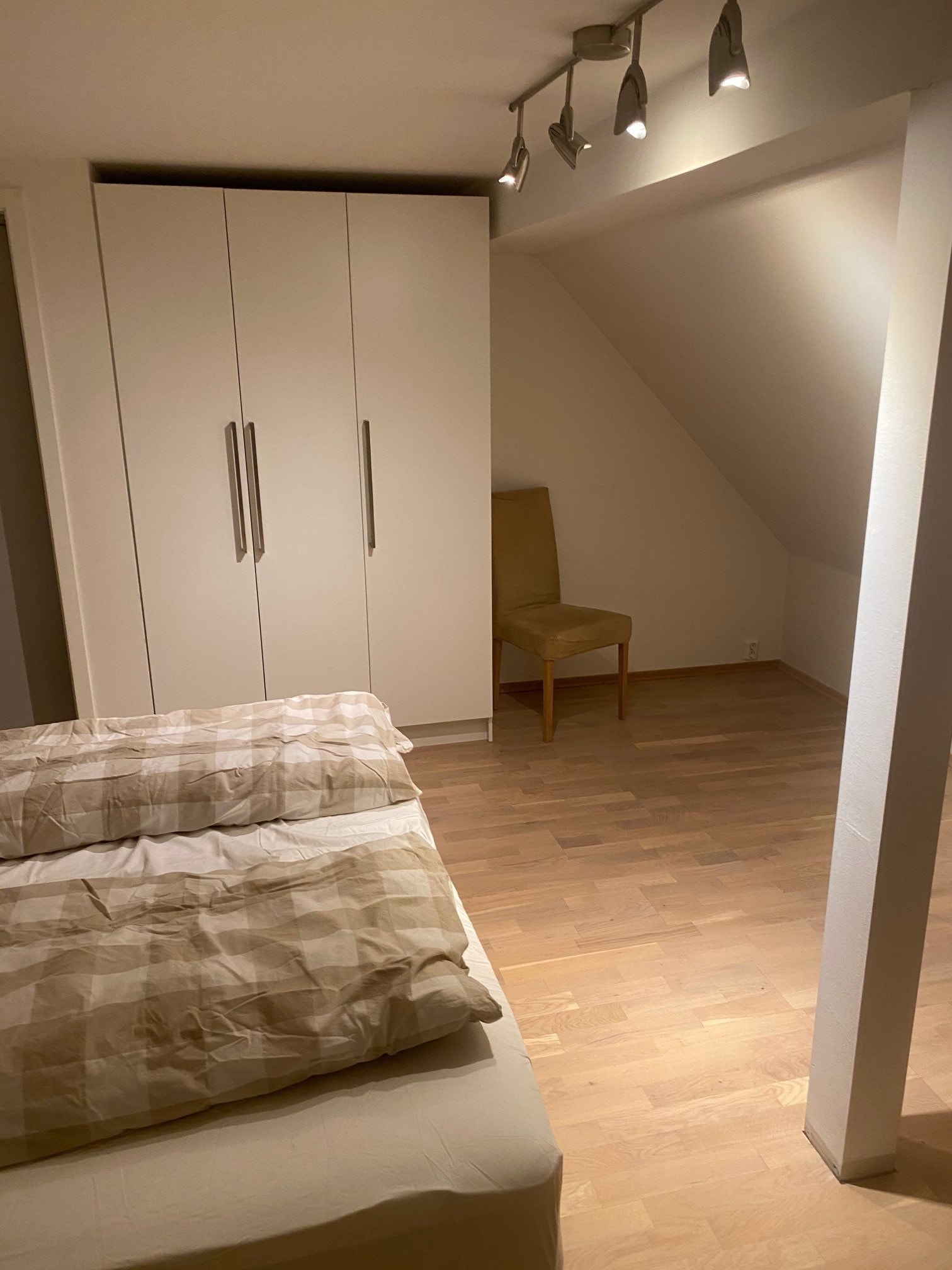 Skap på soverom 1 Galleribilde