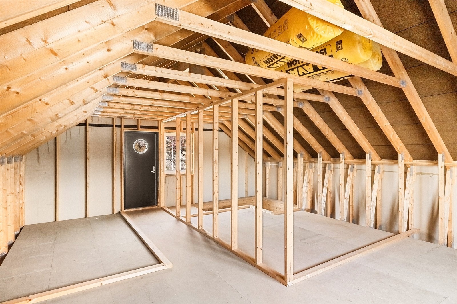 Stort loft i naustet Galleribilde