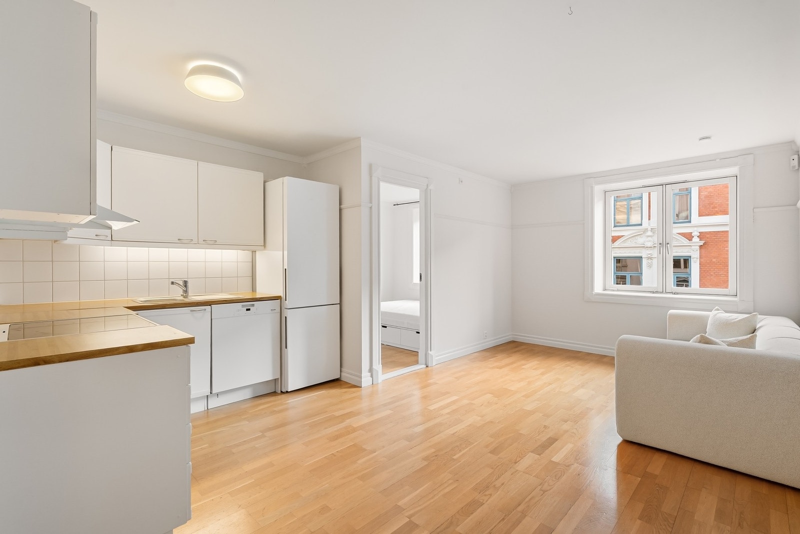 En lys og attraktiv 2-roms leilighet med god planløsning. Galleribilde