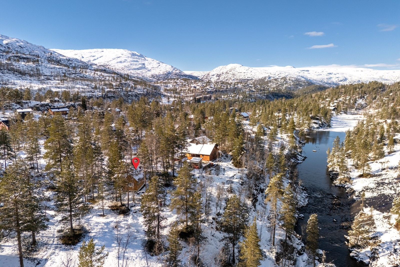 Stor tomt på hele 1,3 mål - Flott beliggende med fin utsikt Galleribilde