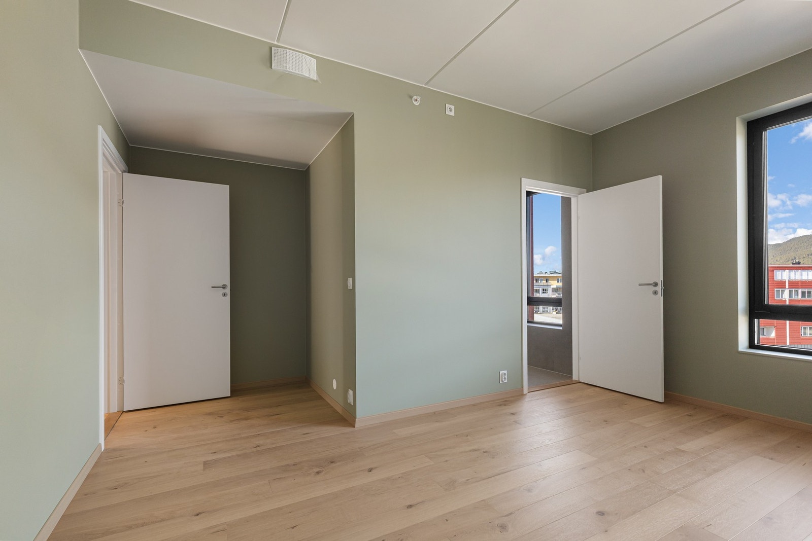 Hovedsoverommet har eget baderom. Galleribilde
