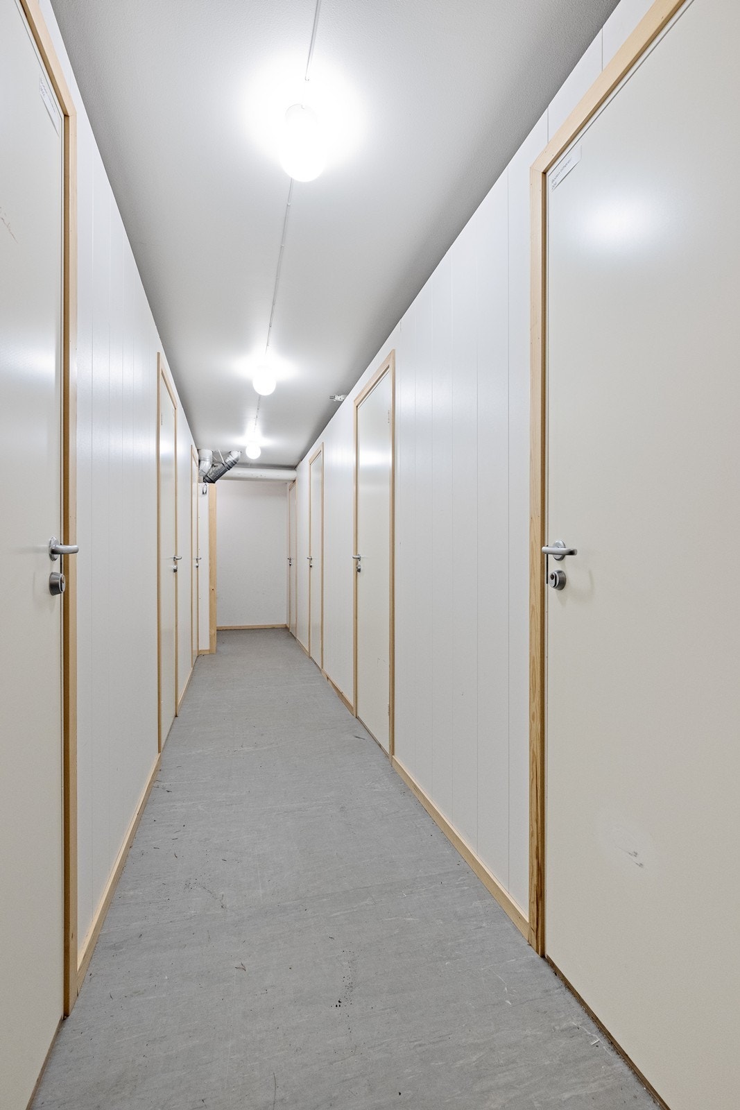 Disponerer en bod. Galleribilde