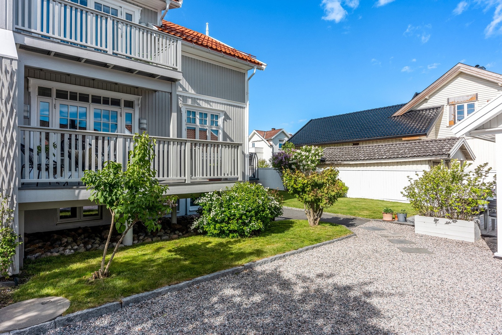 Tomten er meget pent opparbeidet Galleribilde