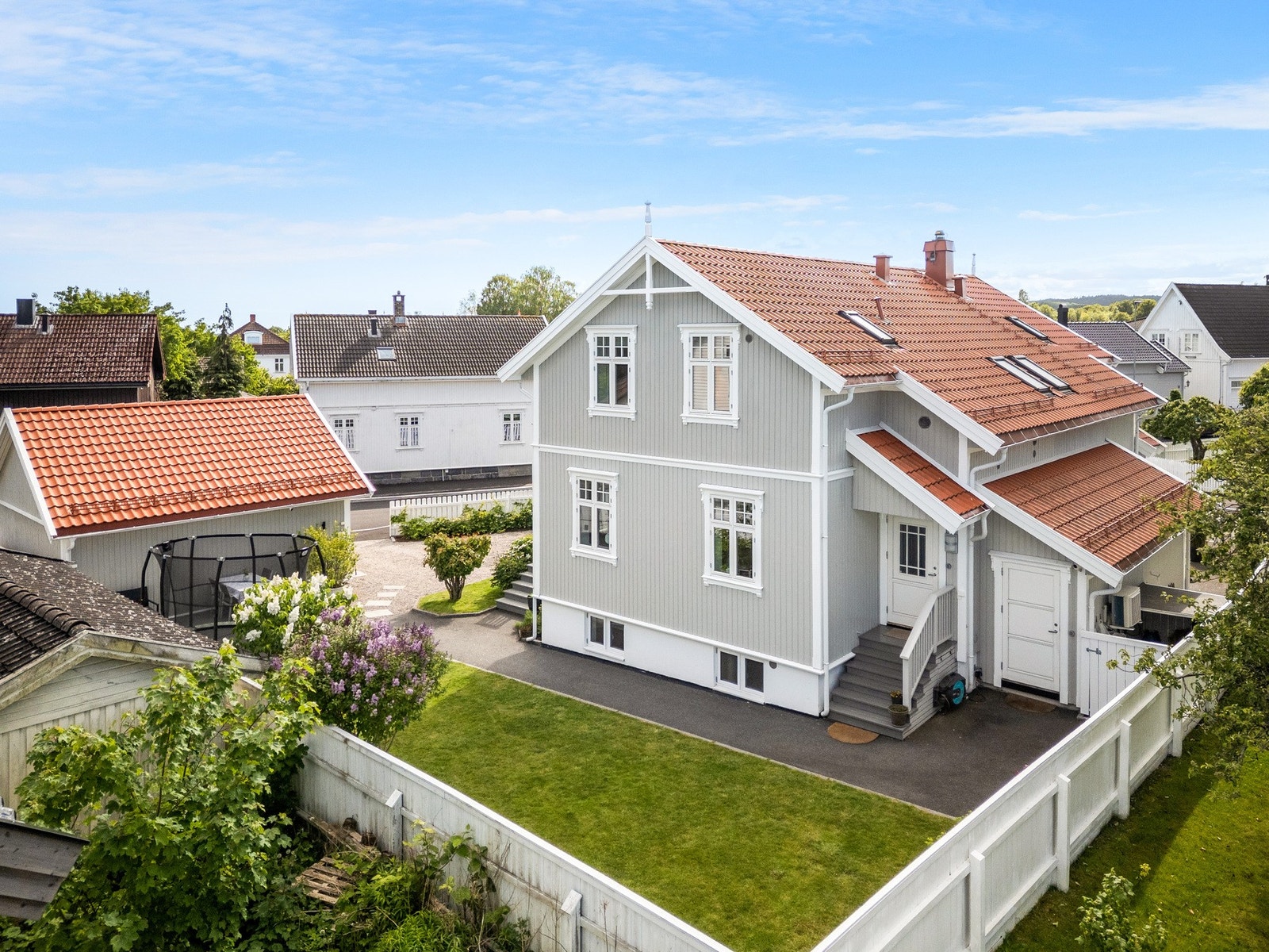 Eiendommen ligger i et av byens beste nabolag Galleribilde