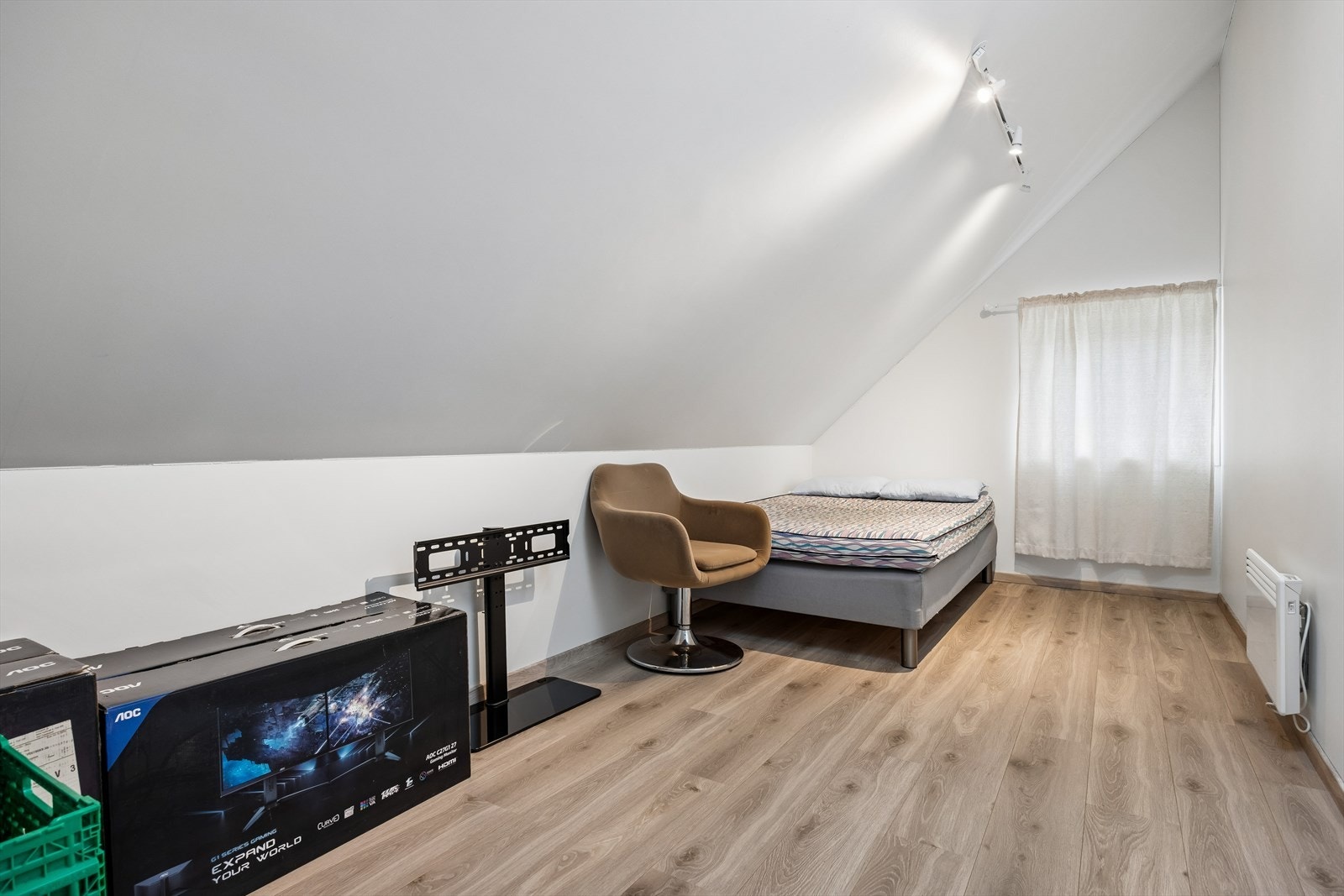 Soverom nummer 3 er også av god størrelse og strekker seg over 9m². Galleribilde