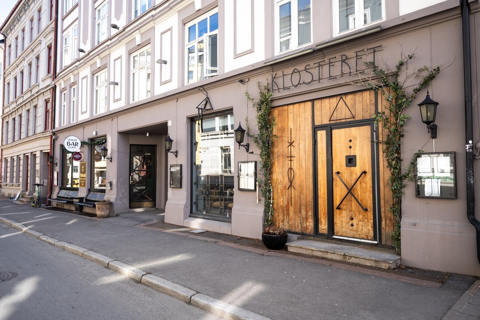 Nærhet til populære restauranter og kaféer. Galleribilde