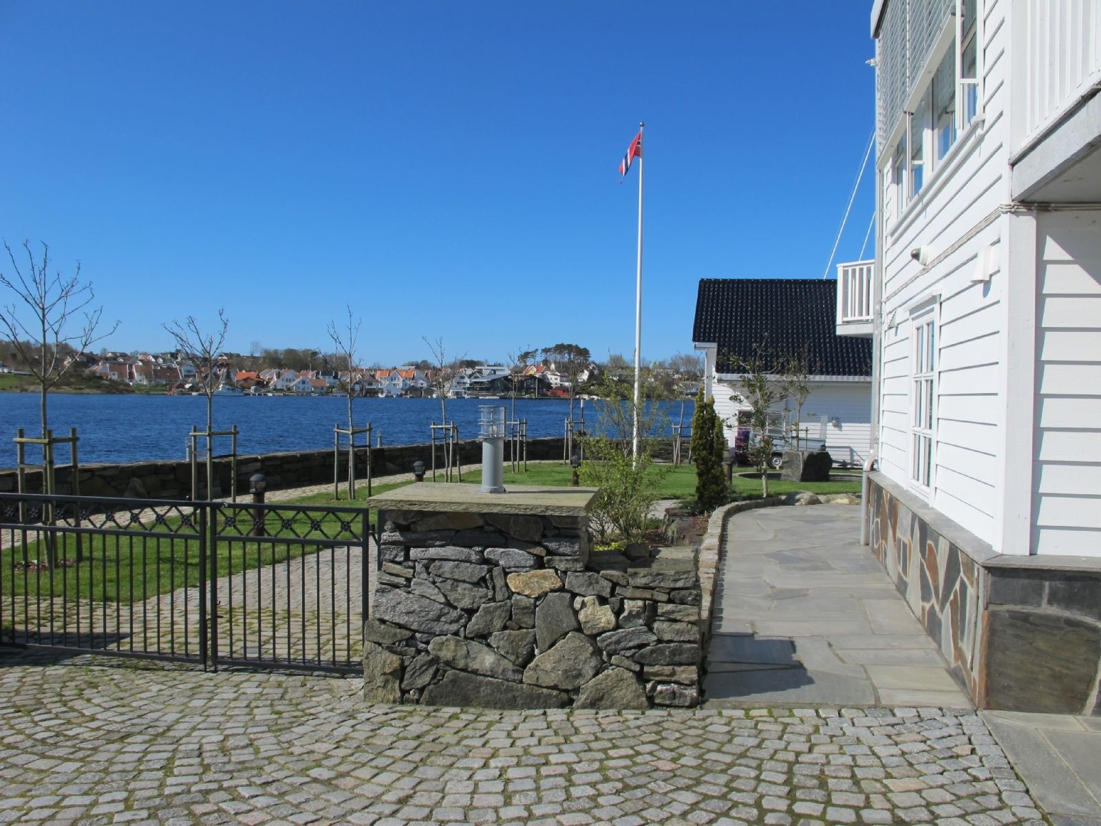 Nydelig sjøutsikt Galleribilde