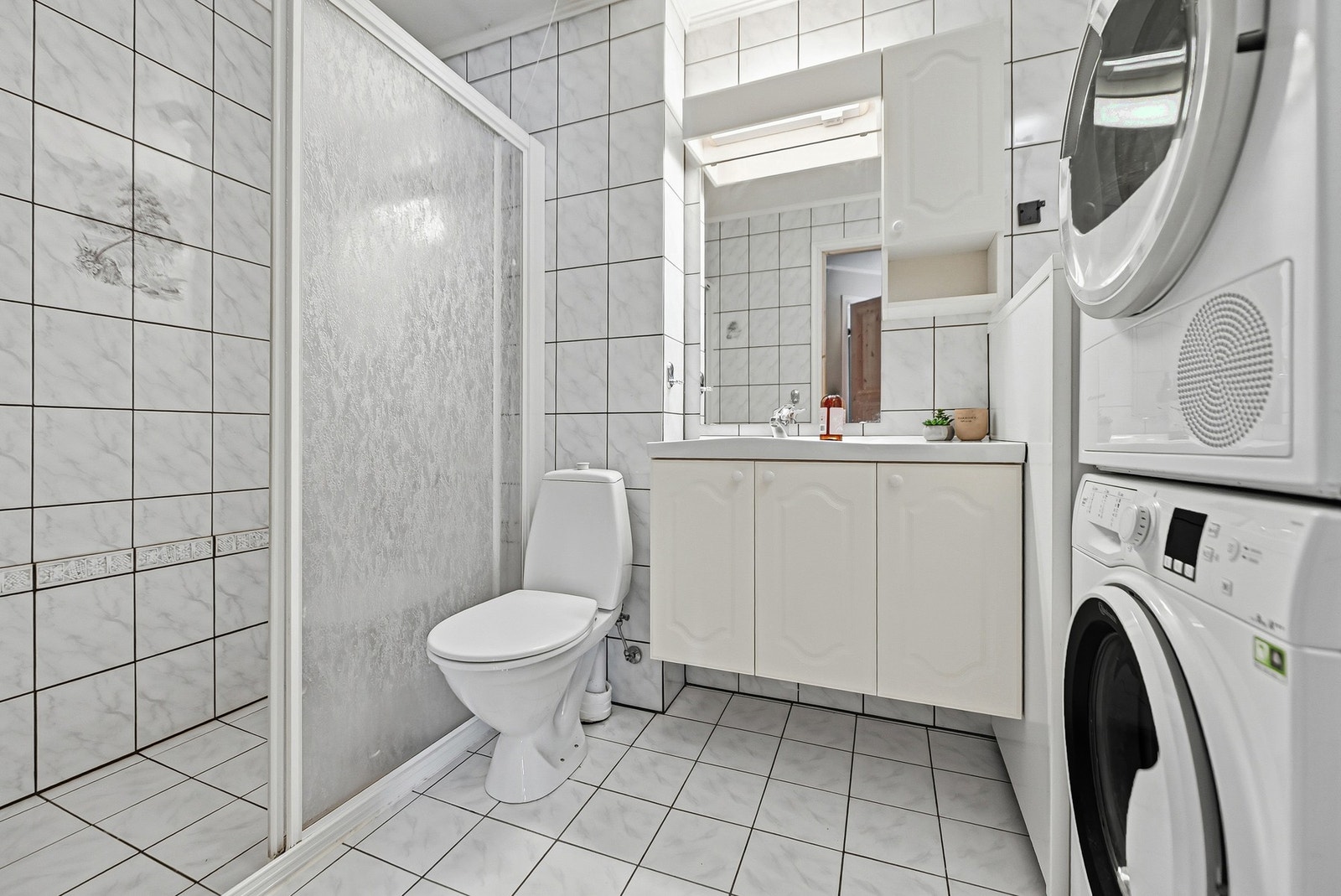 Det er elektriske varmekabler på badet Galleribilde
