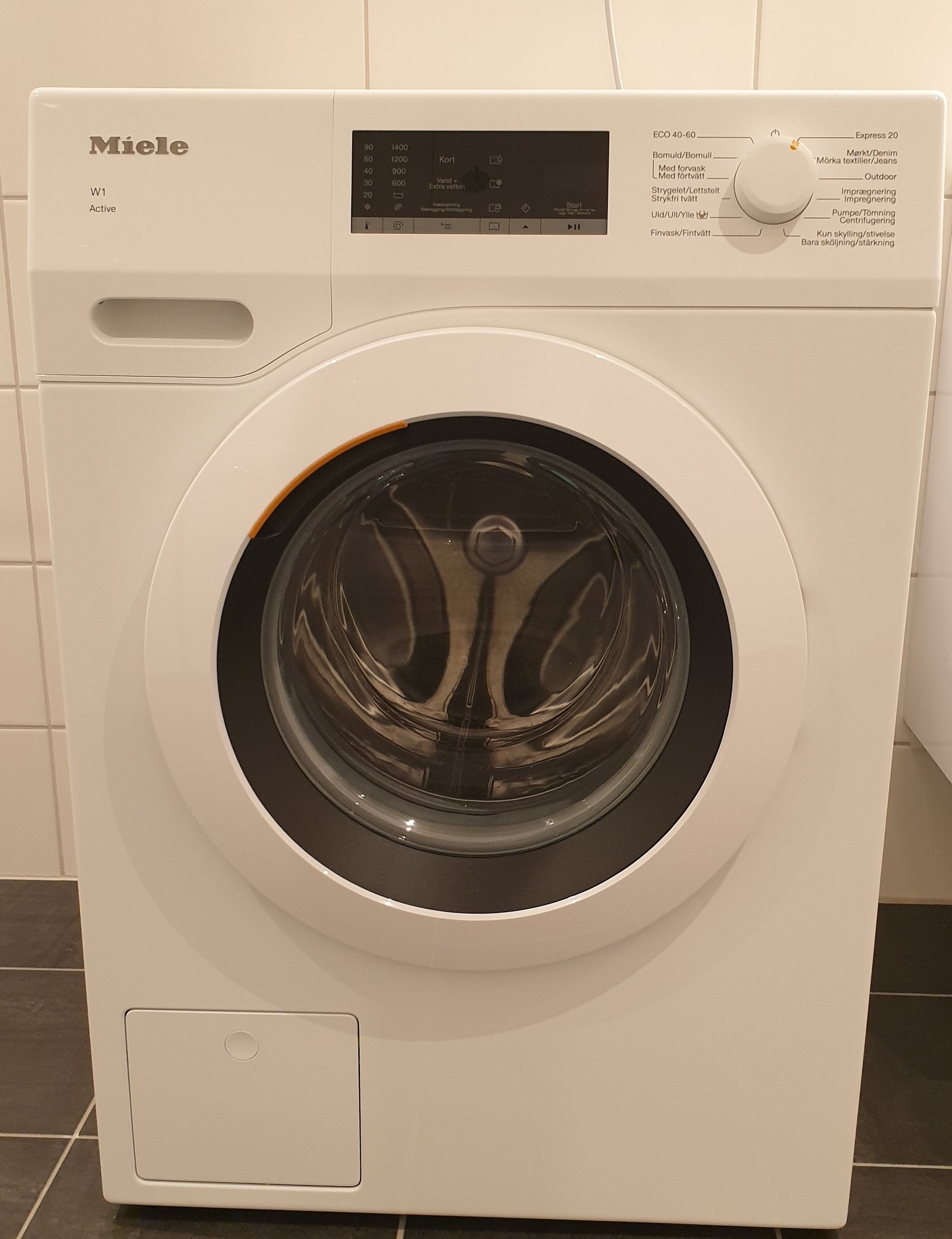 Egen vaskemaskin (kun for denne hybelen) Galleribilde
