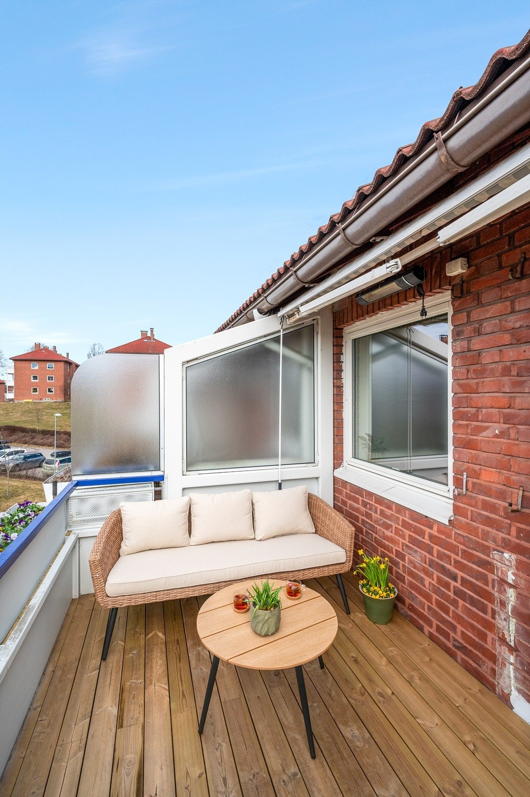 Balkongen er vestvendt og har gode solforhold. Galleribilde