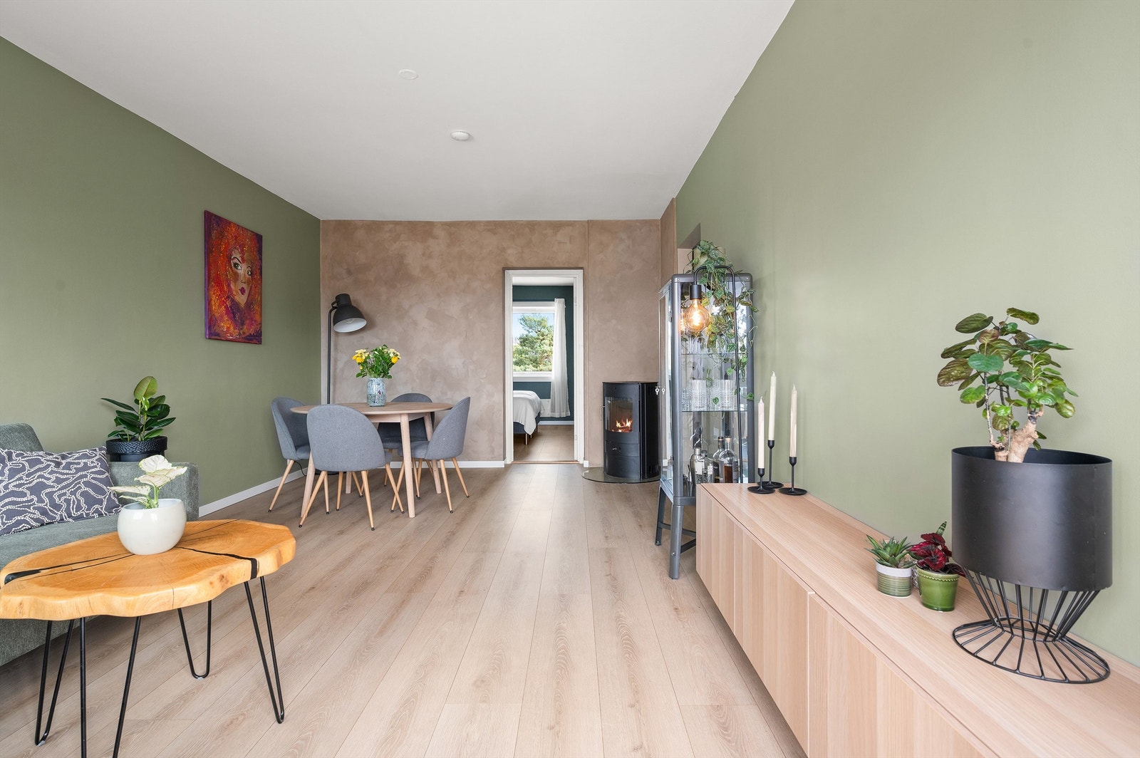 Overflatene er holdt i delikate og behagelige nyanser. Galleribilde