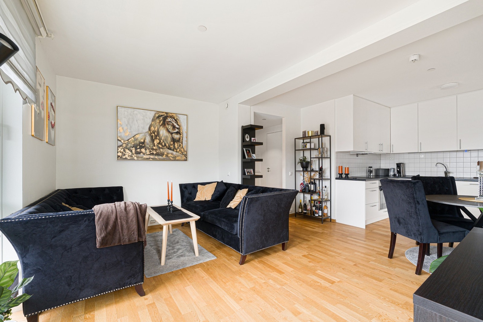 EiendomsMegler 1 ved Anders Keiseraas har gleden av å presentere Sivert Thonstads vei 29. Foto: Ekaterina Krokstad (Krokstad & Nervik) Galleribilde