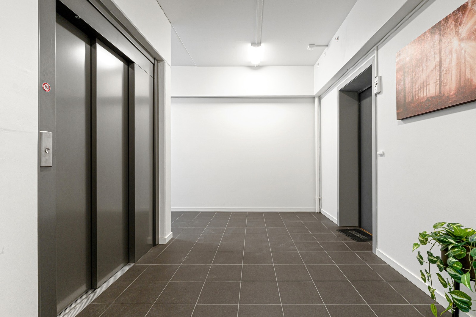 Heis i bygget for enkel adkomst. Galleribilde