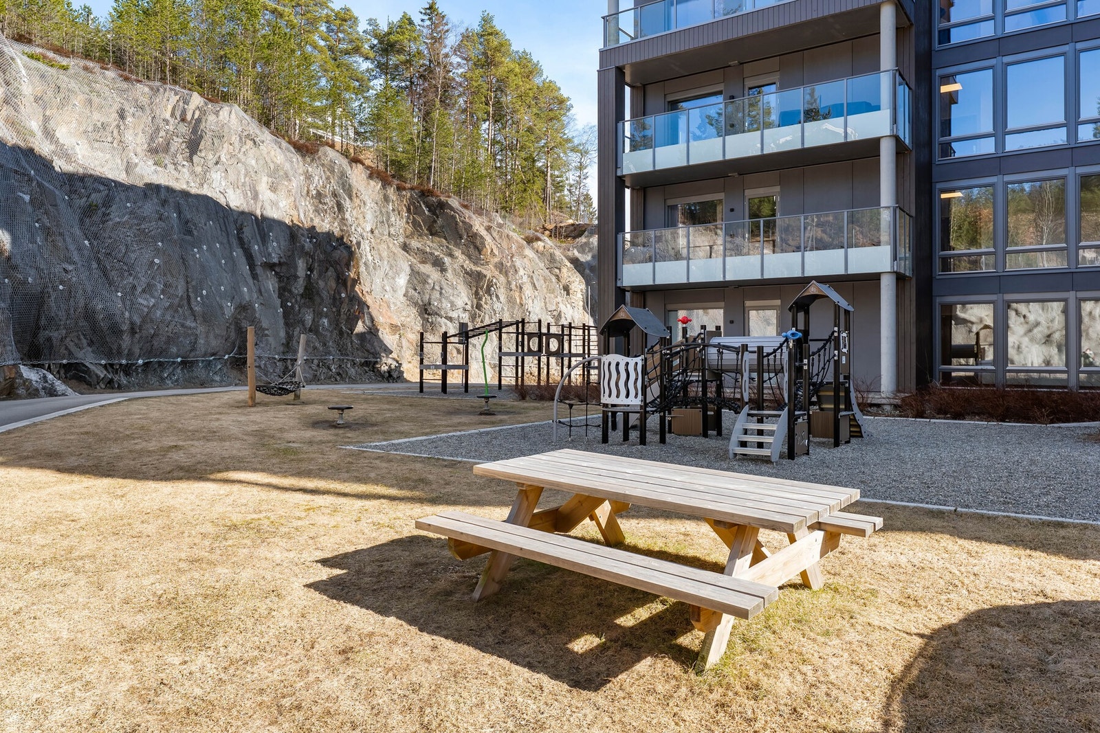 Pent opparbeidet fellesareal i sameiet. Galleribilde