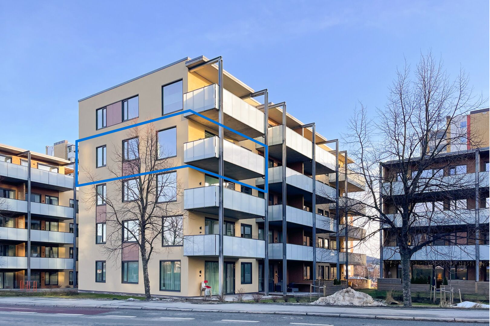 Velkommen til en hyggelig visning i denne sjeldent vakre og nybygde leiligheten på Valentinlyst. Galleribilde