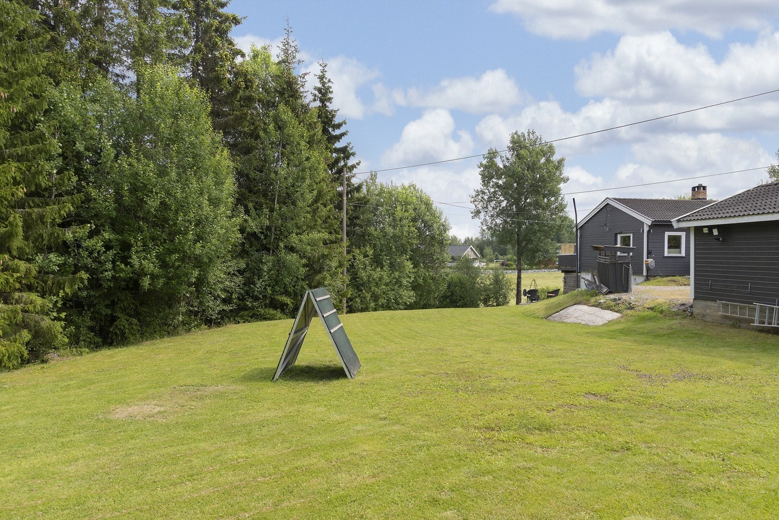 Velegnet for hundehold - eiendommen har tidligere hatt godkjent søknad for hundekennel (LNF-område) Galleribilde
